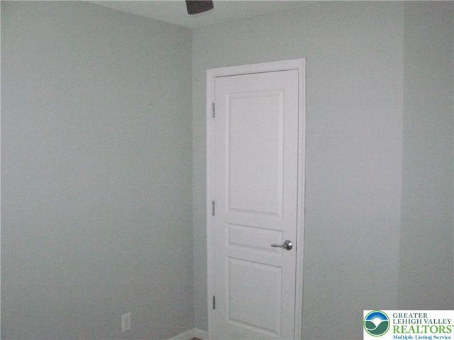 8531 Putnam Court, Upper Macungie Twp, PA 18031