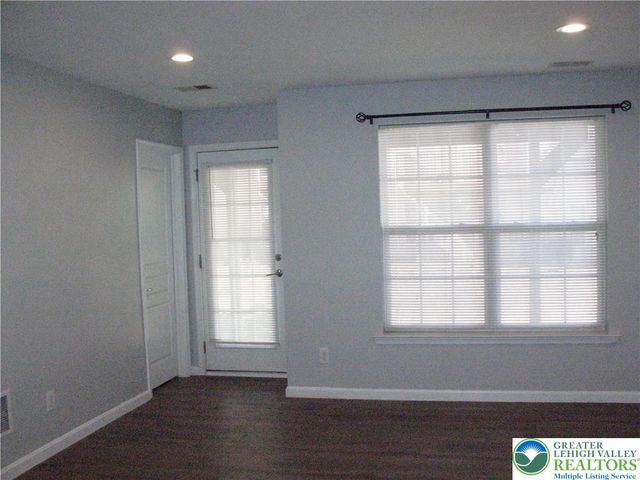 8531 Putnam Court, Upper Macungie Twp, PA 18031