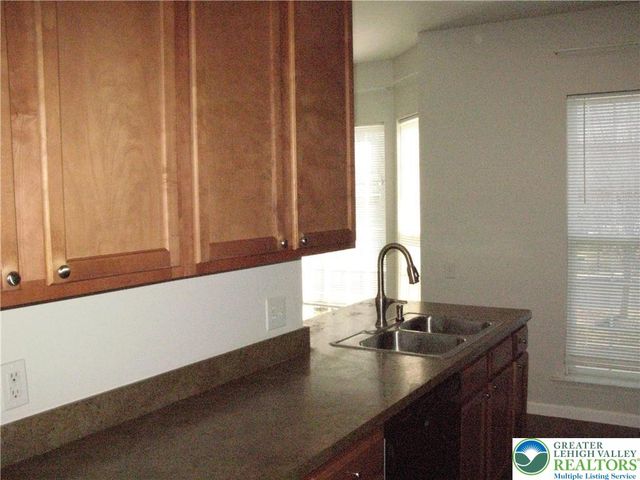 8531 Putnam Court, Upper Macungie Twp, PA 18031