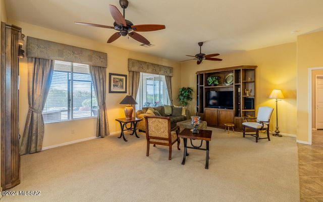 13497 N Heritage Gateway Avenue, Marana, AZ 85658