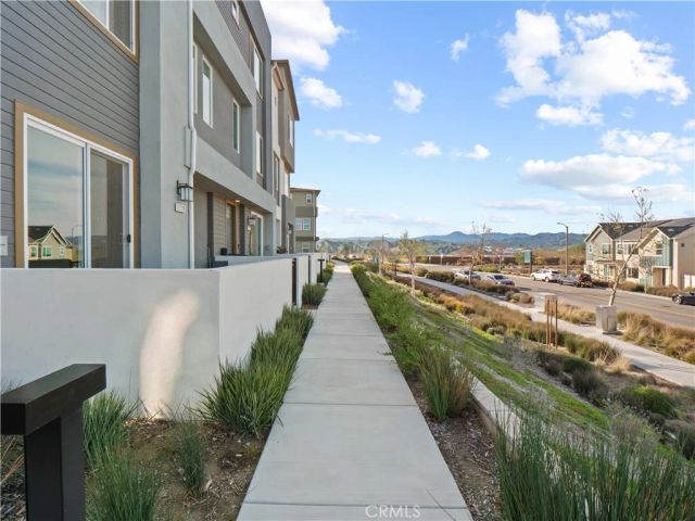 27129 Valley Oak, Valencia, CA 91381