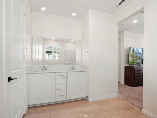 27129 Valley Oak, Valencia, CA 91381