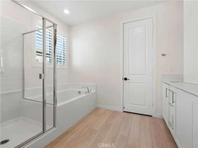 27129 Valley Oak, Valencia, CA 91381