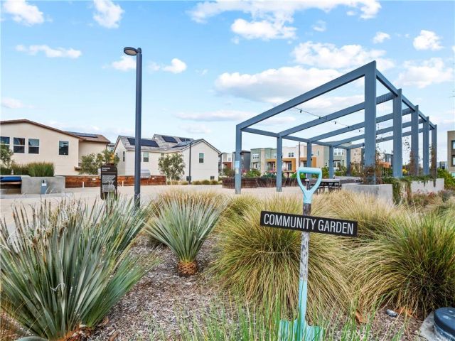 27129 Valley Oak, Valencia, CA 91381