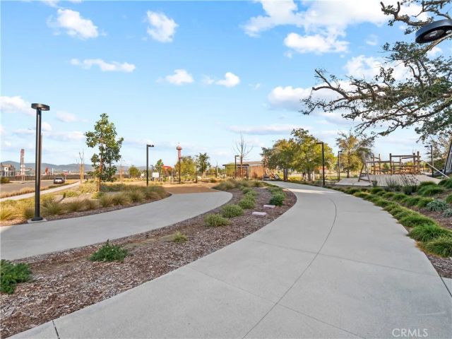 27129 Valley Oak, Valencia, CA 91381