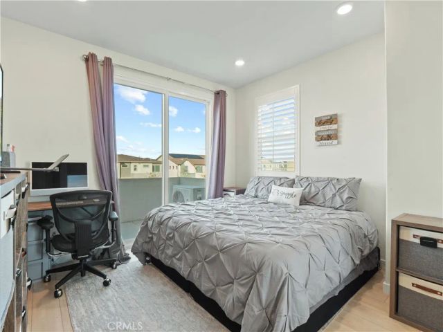 27129 Valley Oak, Valencia, CA 91381