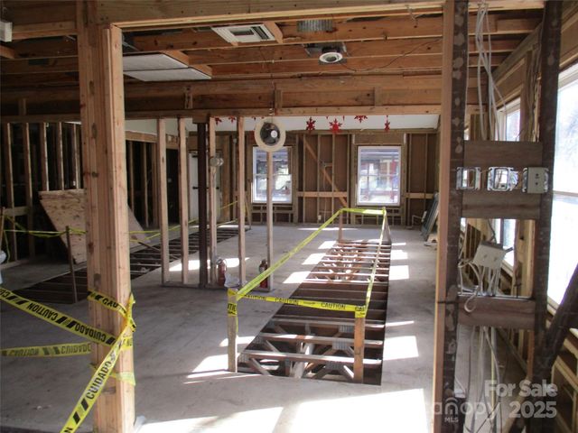 5 Boston Way, Asheville, NC 28803