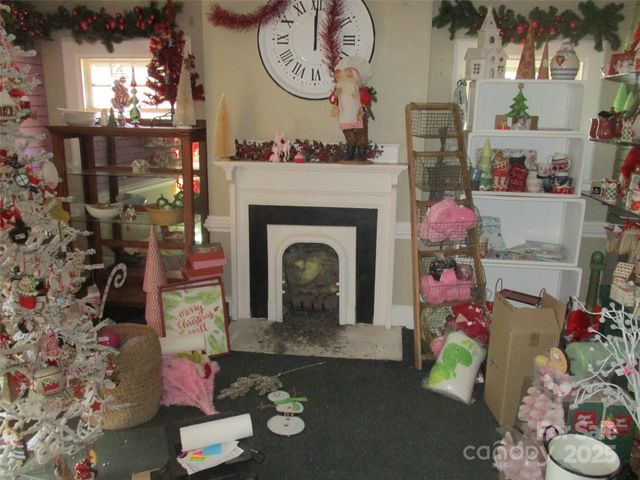 5 Boston Way, Asheville, NC 28803