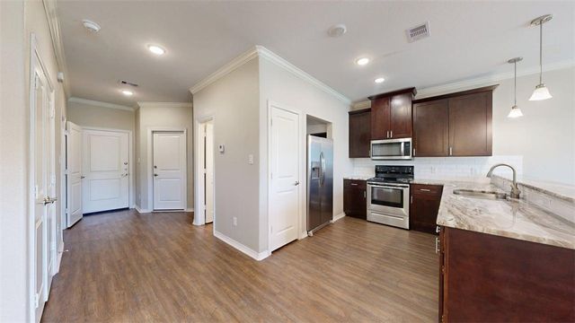 2023 Harvey Mitchell Parkway S, College Station, TX 77840