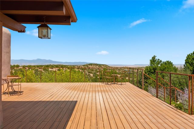 327 Tano Road, Santa Fe, NM 87506