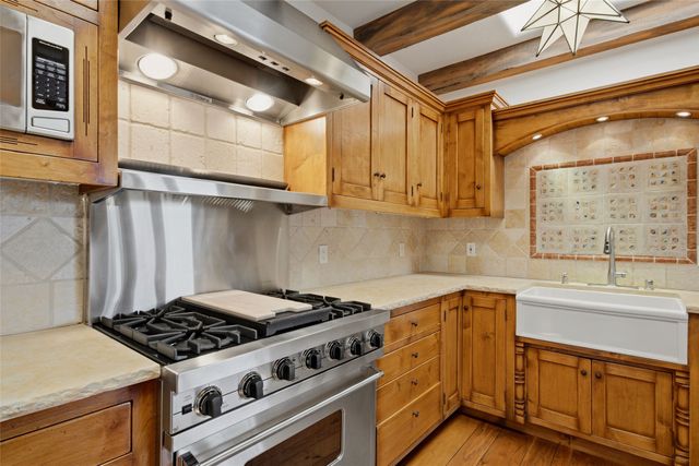 327 Tano Road, Santa Fe, NM 87506