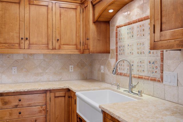 327 Tano Road, Santa Fe, NM 87506