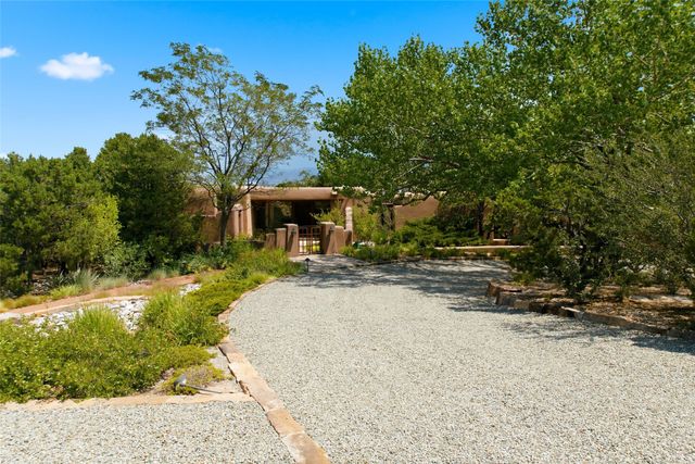 327 Tano Road, Santa Fe, NM 87506