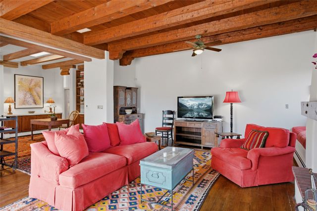 327 Tano Road, Santa Fe, NM 87506