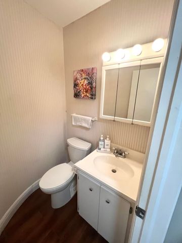 2151 NE 68th Street 227, Fort Lauderdale, FL 33308