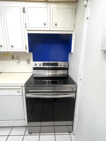 2151 NE 68th Street 227, Fort Lauderdale, FL 33308