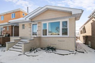 7021 W 64th Street, Chicago, IL 60638