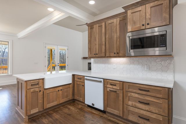 1758 River Breeze Drive, Soddy Daisy, TN 37379