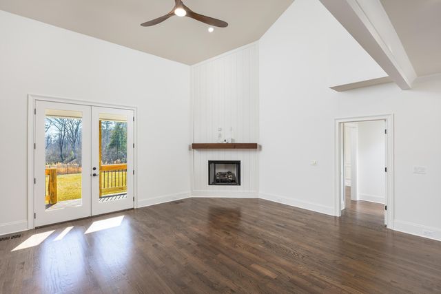 1758 River Breeze Drive, Soddy Daisy, TN 37379