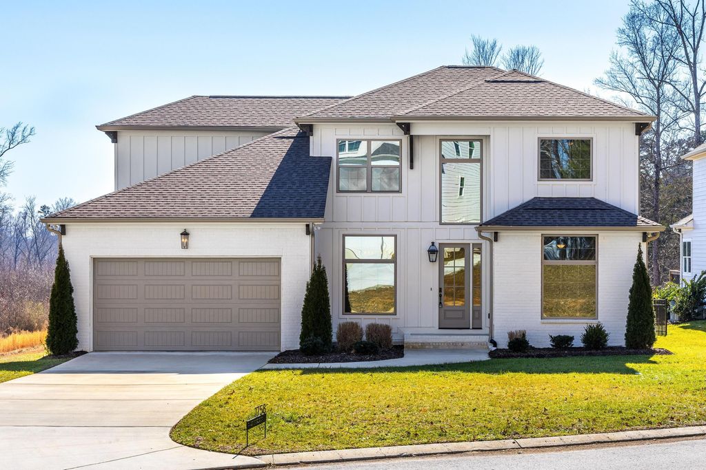 1758 River Breeze Drive, Soddy Daisy, TN 37379