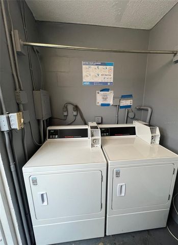 2055 ARLINGTON STREET, Sarasota, FL 34239