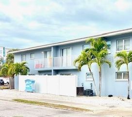2055 ARLINGTON STREET, Sarasota, FL 34239