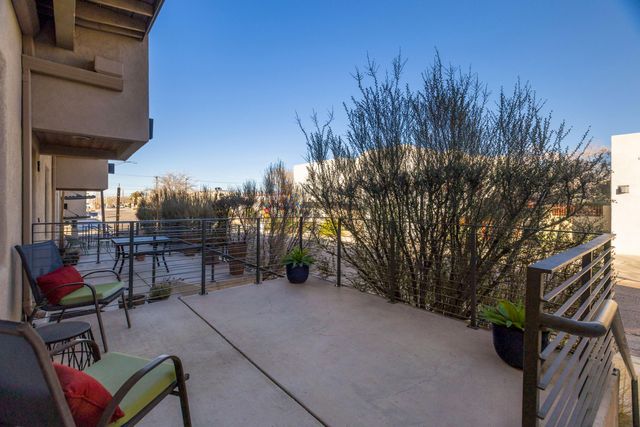 201 Aliso Drive SE APT 9, Albuquerque, NM 87108
