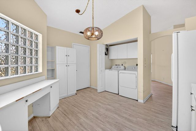 6143 Floral Lakes Drive, Delray Beach, FL 33484