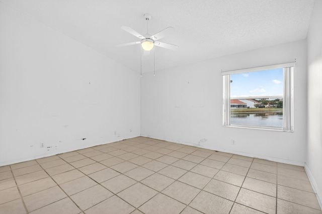 6143 Floral Lakes Drive, Delray Beach, FL 33484