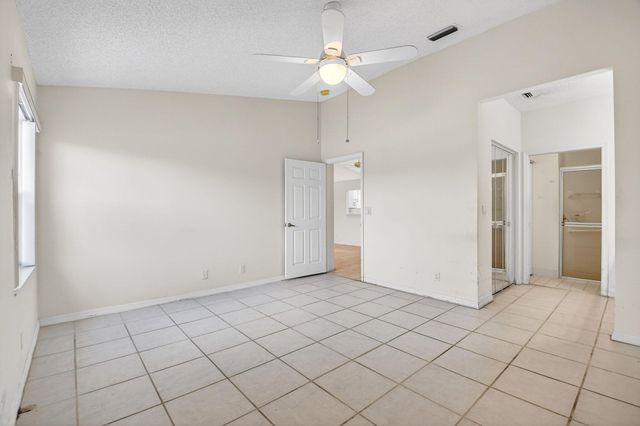 6143 Floral Lakes Drive, Delray Beach, FL 33484