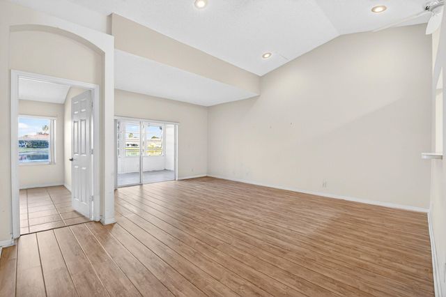 6143 Floral Lakes Drive, Delray Beach, FL 33484