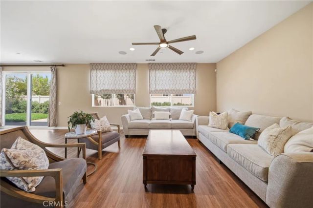 1198 Venice, Mentone, CA 92359