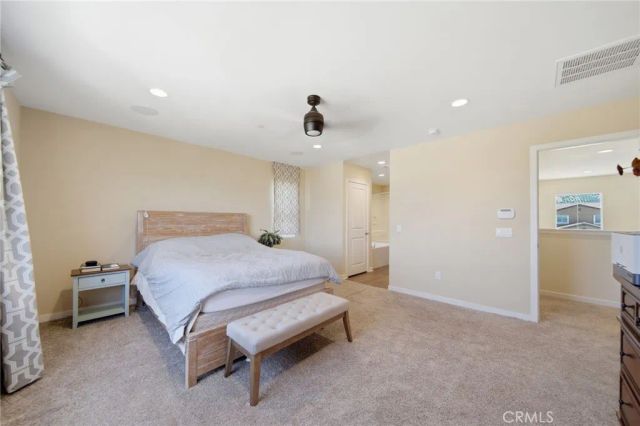 1198 Venice, Mentone, CA 92359