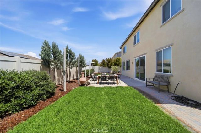 1198 Venice, Mentone, CA 92359
