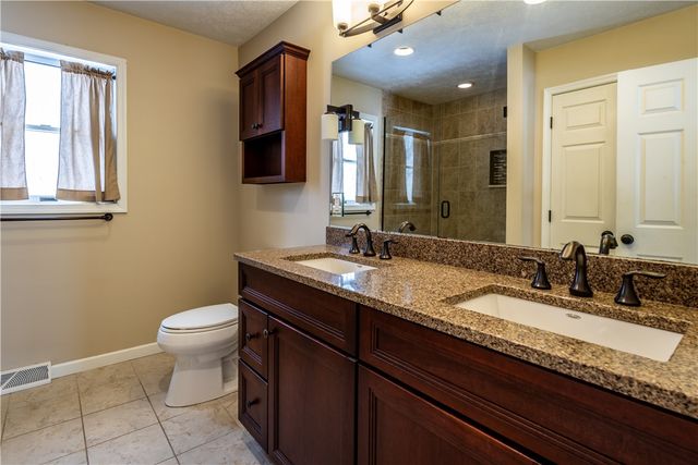 106 October Drive, Twp Of But Se, PA 16002