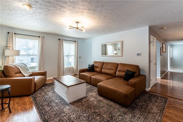 106 October Drive, Twp Of But Se, PA 16002