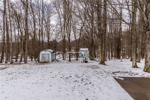 106 October Drive, Twp Of But Se, PA 16002