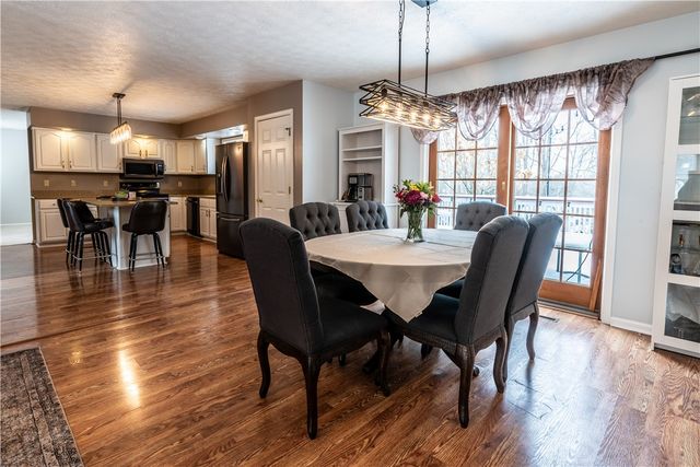 106 October Drive, Twp Of But Se, PA 16002