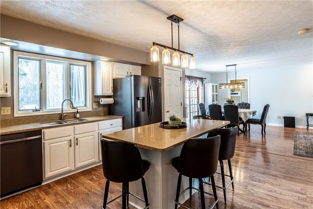 106 October Drive, Twp Of But Se, PA 16002