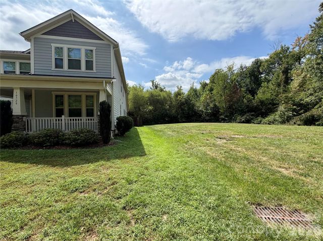 10728 Vanguard Parkway, Huntersville, NC 28078