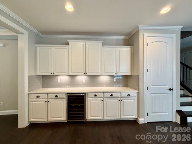 10728 Vanguard Parkway, Huntersville, NC 28078