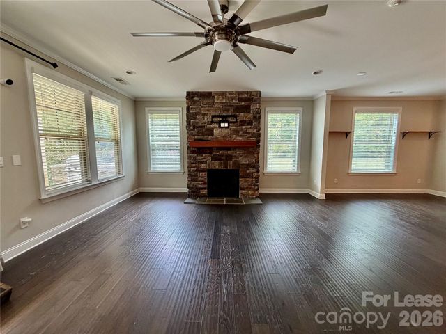 10728 Vanguard Parkway, Huntersville, NC 28078