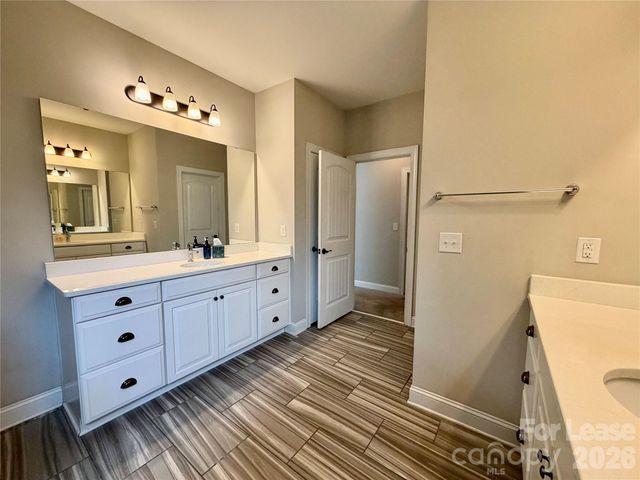 10728 Vanguard Parkway, Huntersville, NC 28078