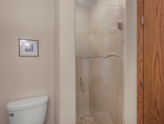 2925 Kyle Avenue N, Golden Valley, MN 55422