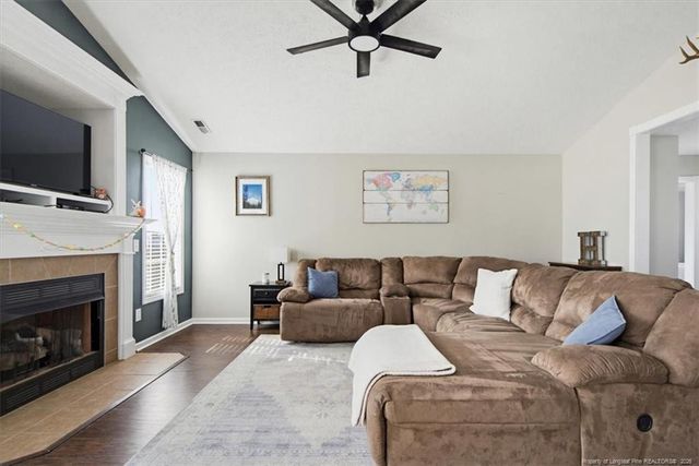 83 Lockwood Drive, Cameron, NC 28326