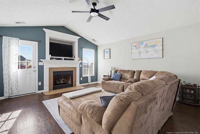 83 Lockwood Drive, Cameron, NC 28326