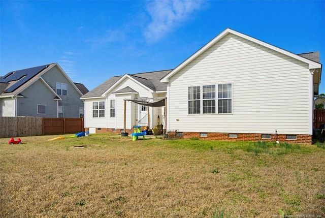 83 Lockwood Drive, Cameron, NC 28326