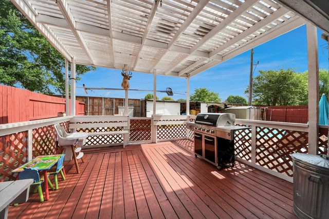 16506 Crossfield Drive, Houston, TX 77095