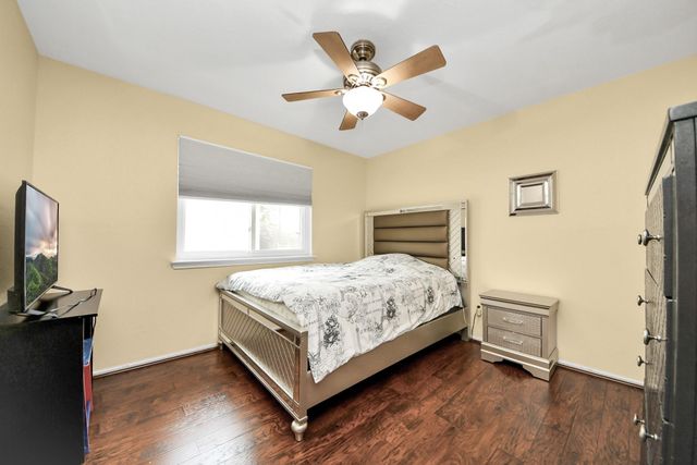 16506 Crossfield Drive, Houston, TX 77095