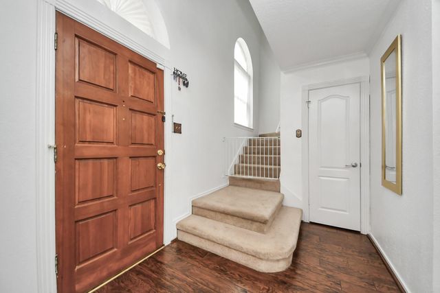 16506 Crossfield Drive, Houston, TX 77095